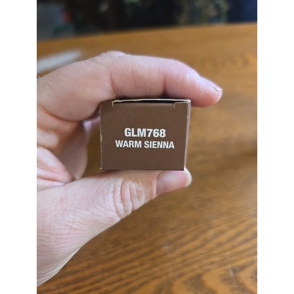 L.A.‎ Girl Tinted Foundation GLM768 WARM SIENNA, Buildable Natural, 1 fl oz